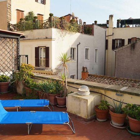 Holidays Banchi Vecchi Apartment Рим Екстериор снимка