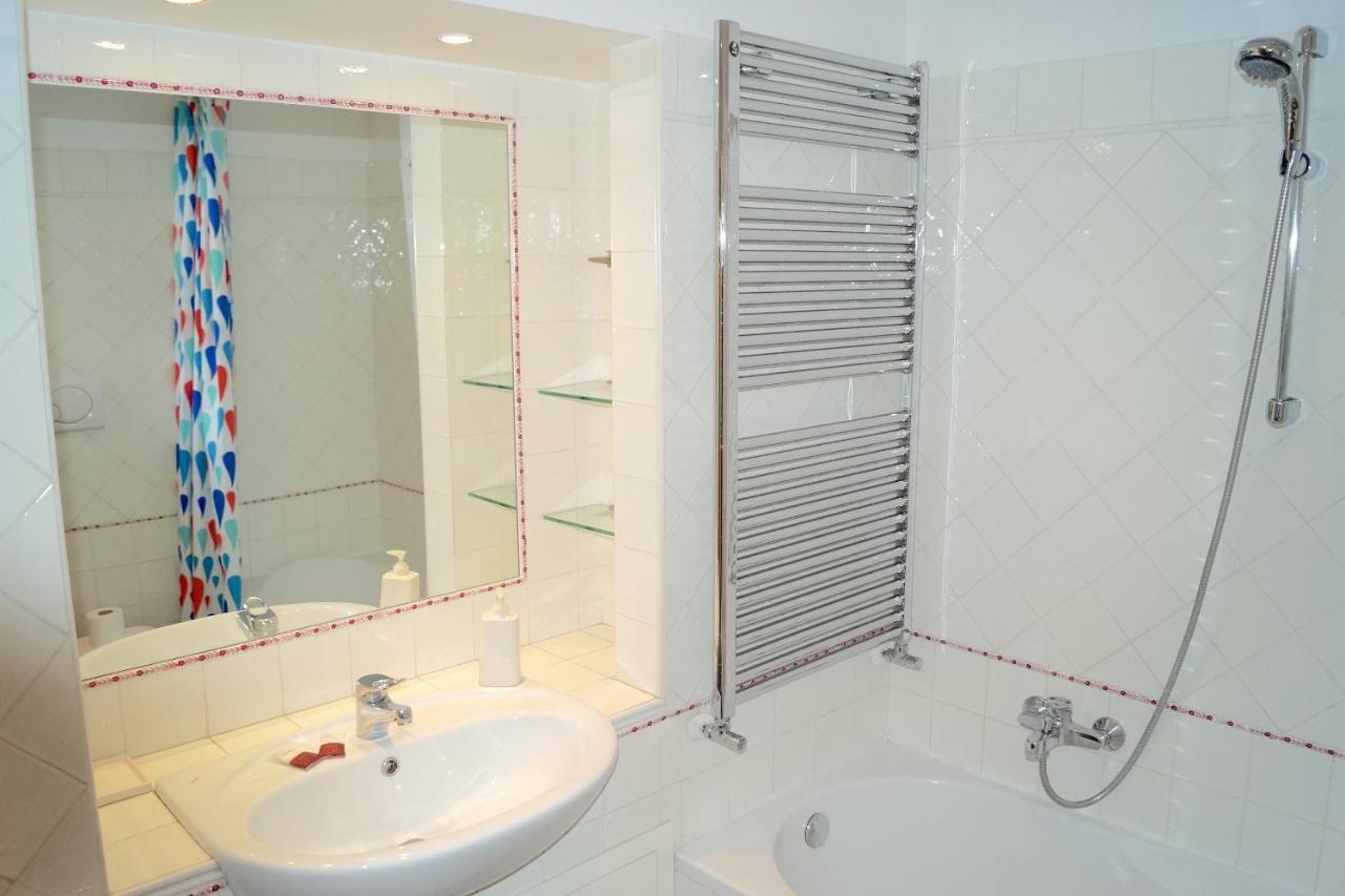 Holidays Banchi Vecchi Apartment Рим Екстериор снимка